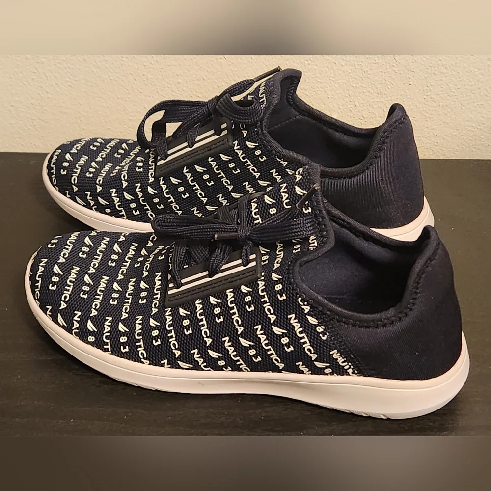 Nautica Women's Sneakers Size 8 - Picture 3 of 10